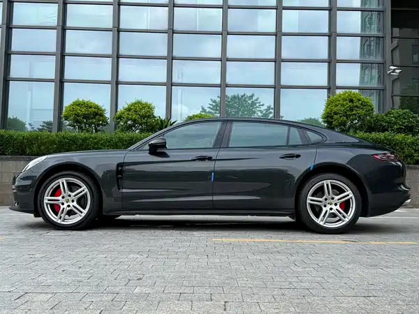 Porsche Panamera 2018