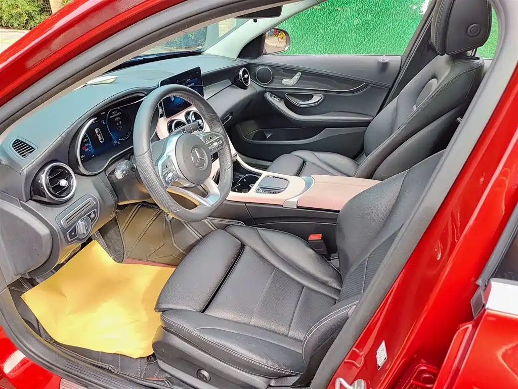 Mercedes-Benz C-Class 2020