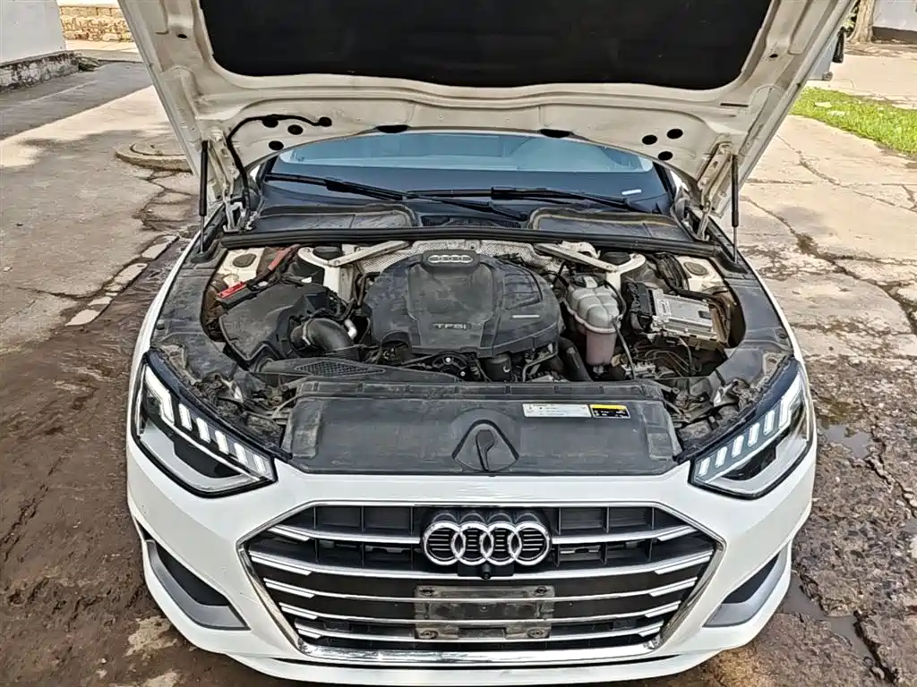Audi A4L 2020 — фото 20