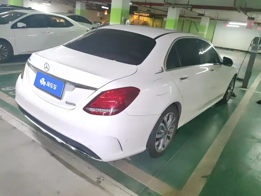 Mercedes-Benz C-Class 2018