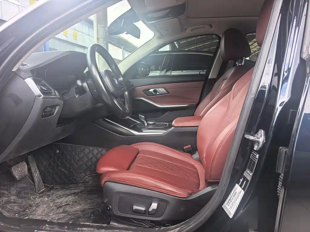 BMW 3 Series 2021