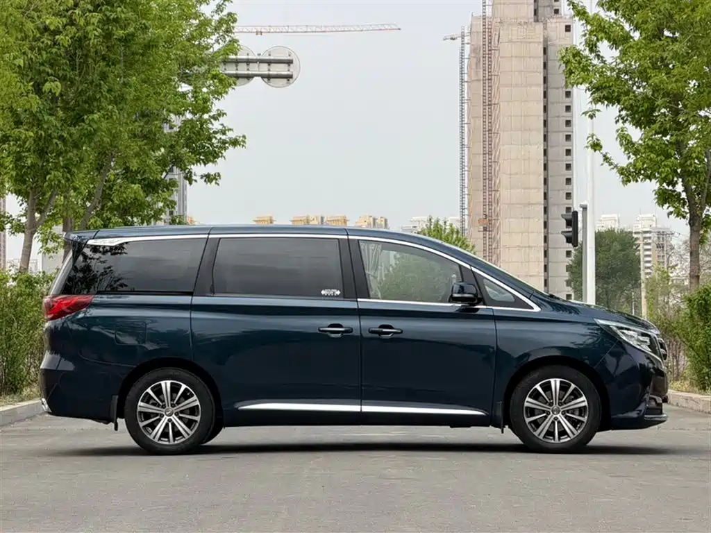 GAC Motor Trumpchi M8 2018 — фото 9