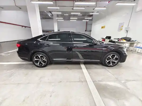 Volkswagen Passat 2023