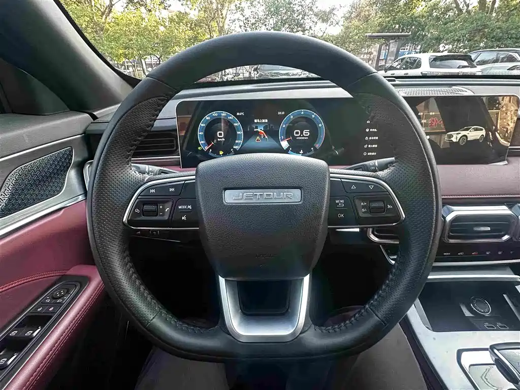 Jetour X70 PLUS 2023 — фото 10