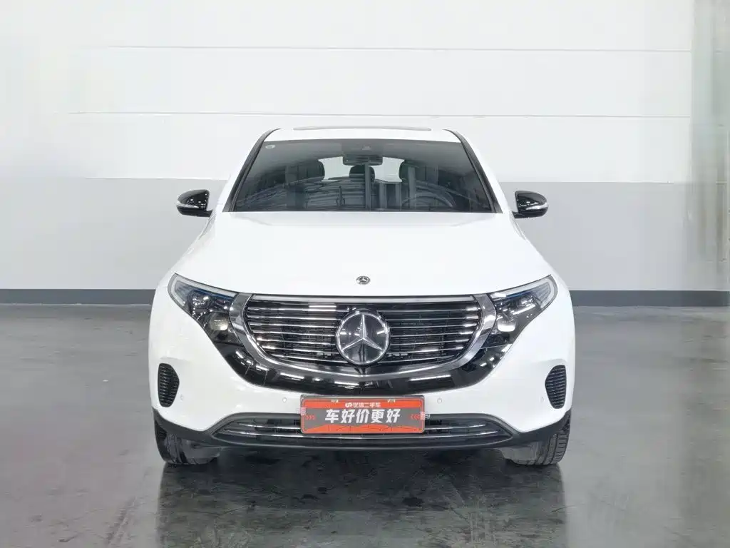 Mercedes-Benz EQC 2020 — фото 3