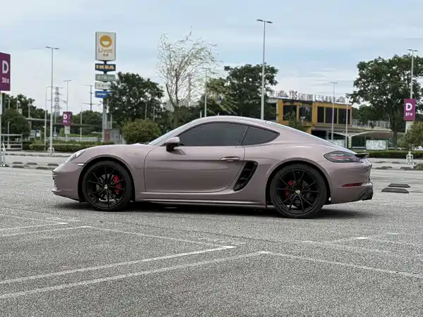 Porsche 718 2022