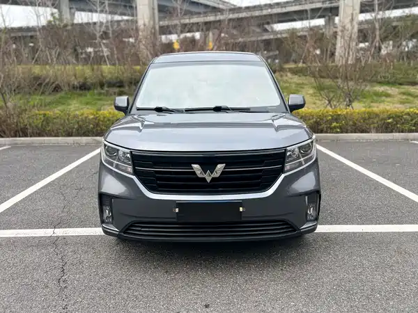 Wuling Journey 2021