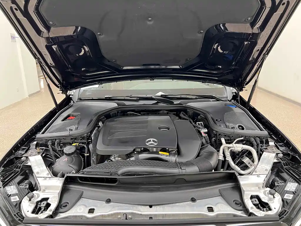 Mercedes-Benz E-Class 2023 — фото 27