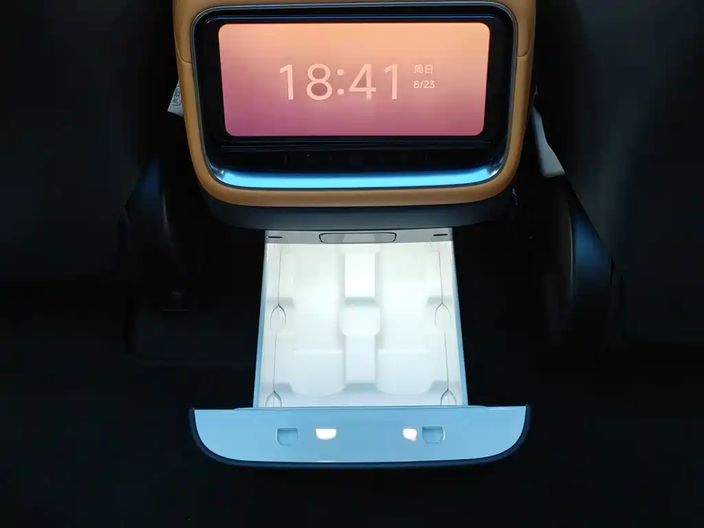 Xiaomi YU7 2025 — фото 10