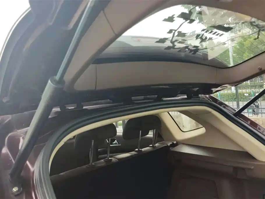 Leopaard CS10 2019