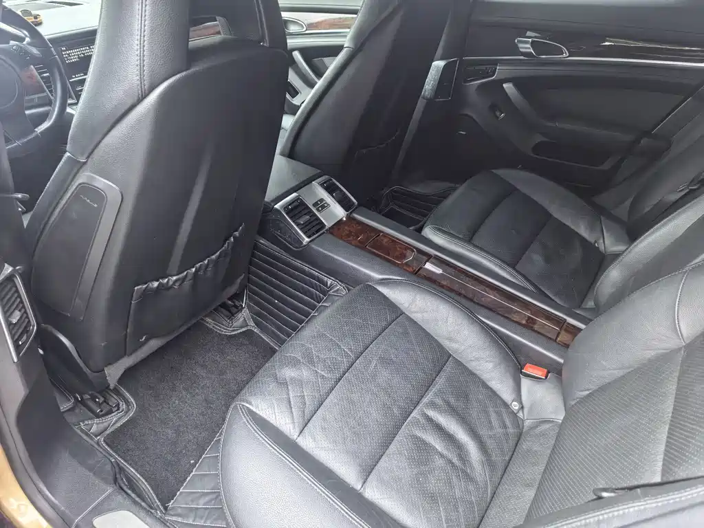 Porsche Panamera 2012