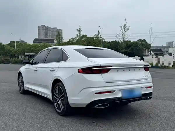 Geely Xingrui 2022