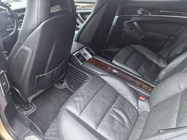 Porsche Panamera 2012