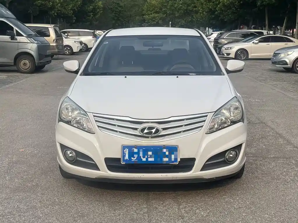 Hyundai Joyful 2013
