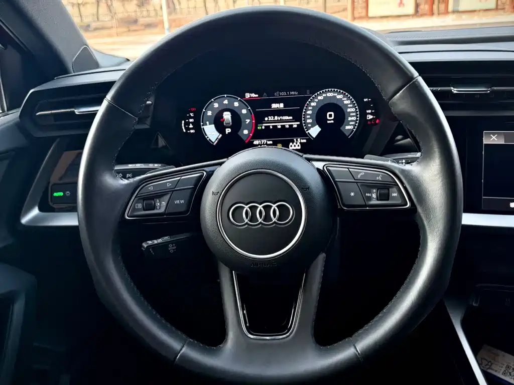 Audi A3 2022 — фото 23