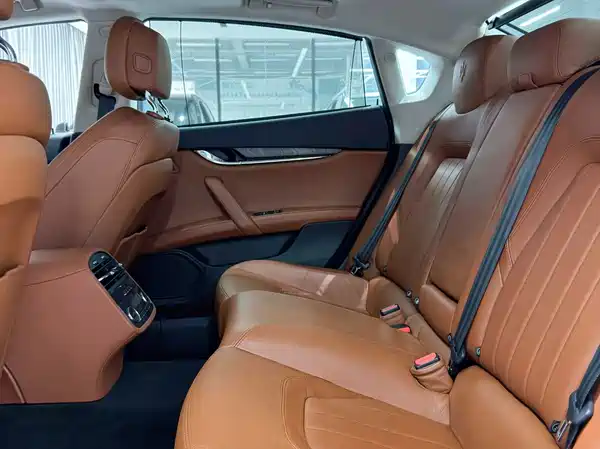 Maserati Quattroporte 2014