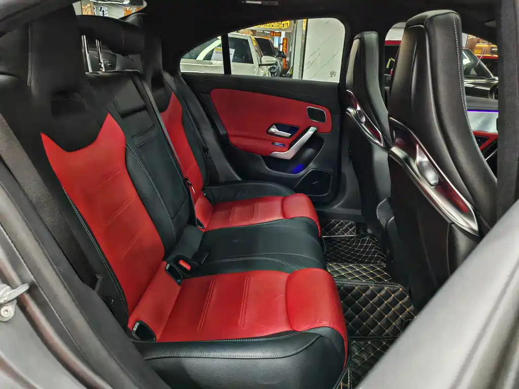 Mercedes-Benz Mercedes CLA AMG 2022 — фото 13