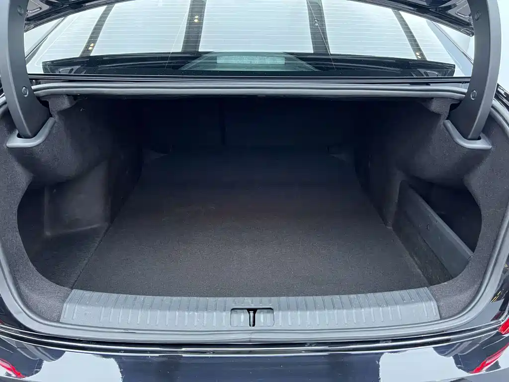 Volkswagen Passat 2023 — фото 23