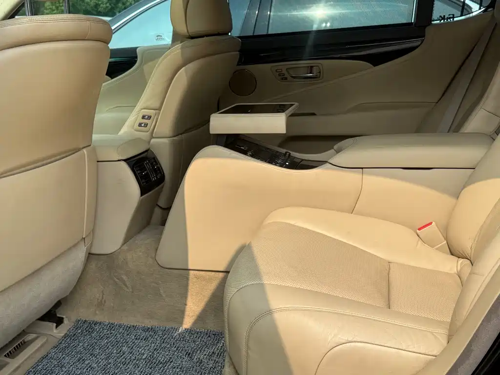 Lexus LS 2009