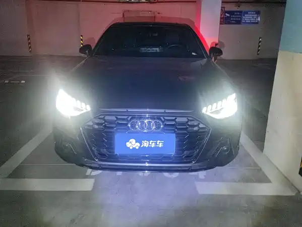 Audi A4L 2024