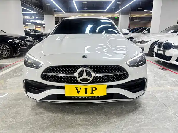 Mercedes-Benz C-Class 2024