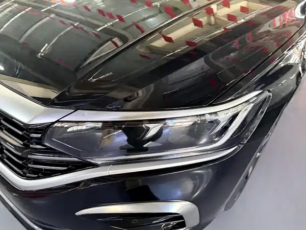 Volkswagen Passat 2023