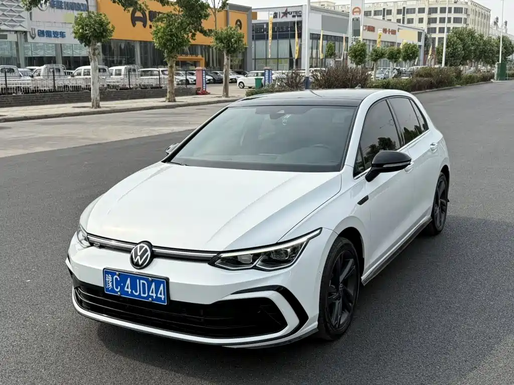Volkswagen Golf 2022