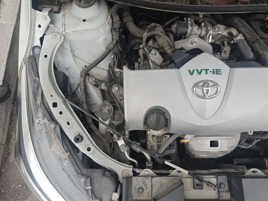 Toyota Yaris L 2020 — фото 21