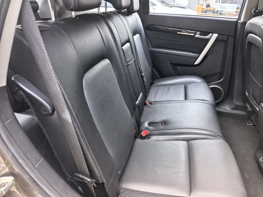 Chevrolet Captiva 2016 — фото 17