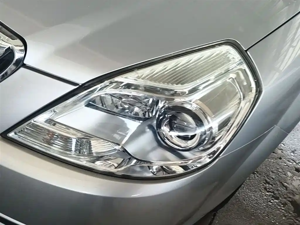 Buick Excelle 2016 — фото 24