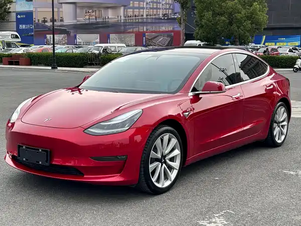 Tesla Model 3 2020