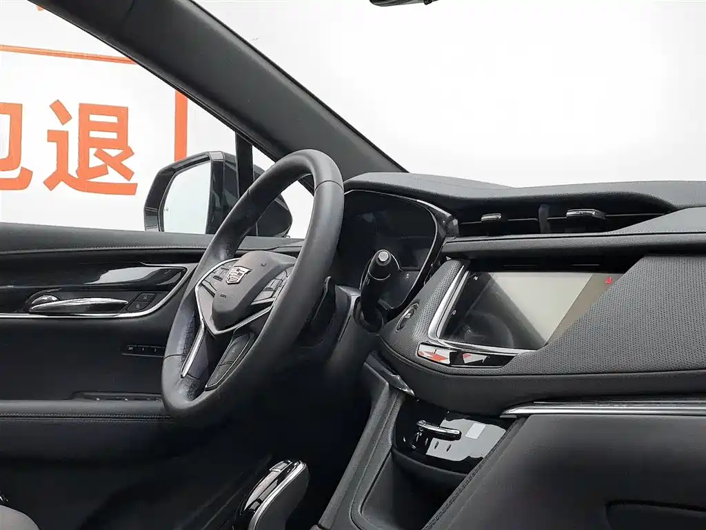 Cadillac XT5 2020 — фото 22