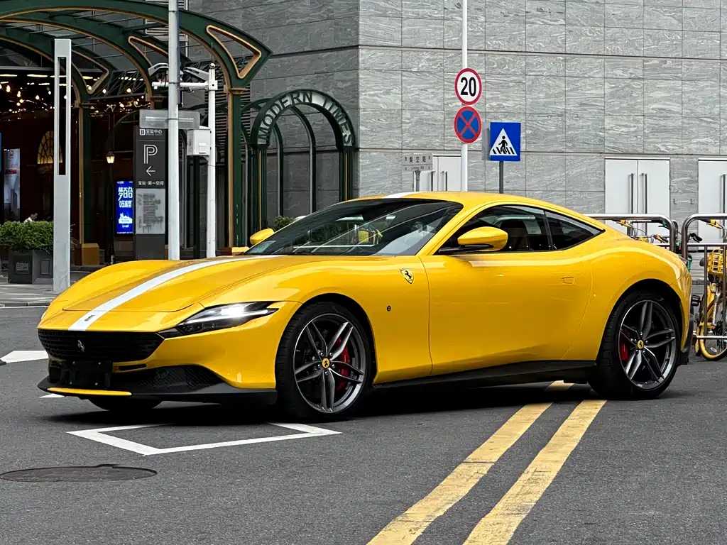 Ferrari Roma 2022 — фото 1