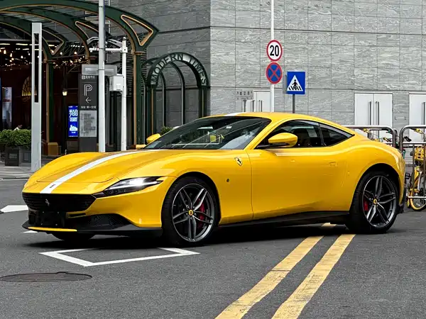 Ferrari Roma 2022