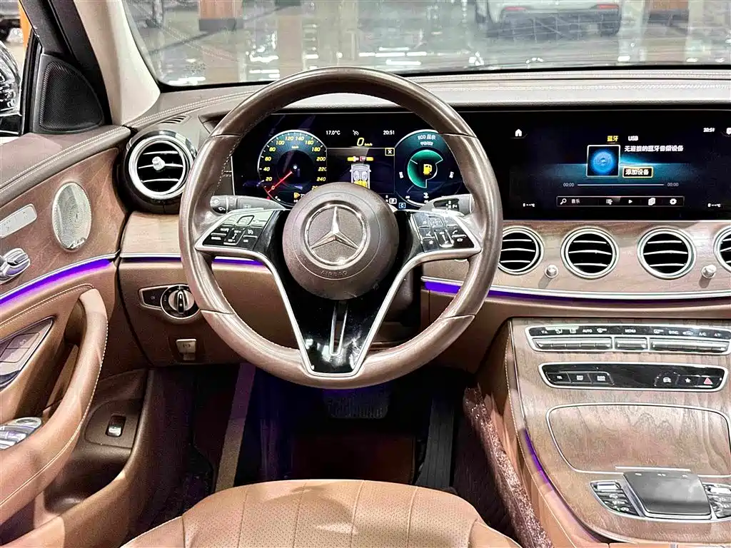 Mercedes-Benz E-Class 2022 — фото 12