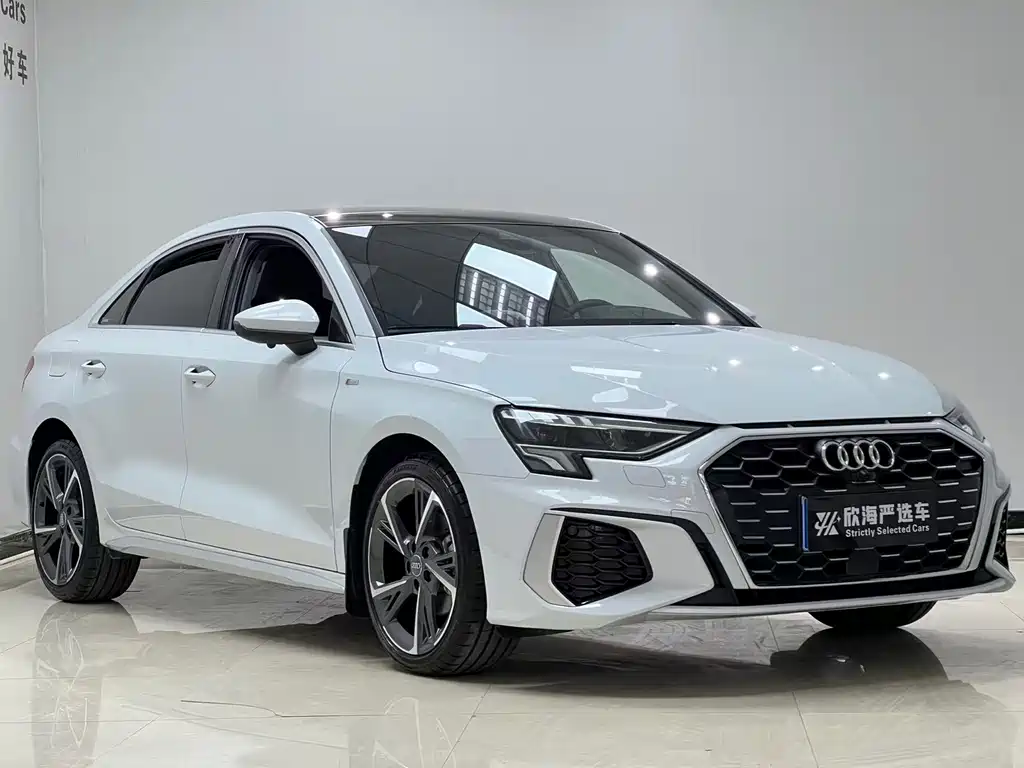 Audi A3 2022 — фото 3