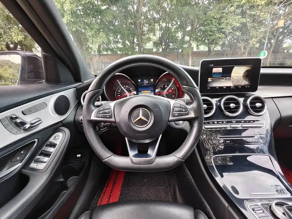 Mercedes-Benz C-Class 2017 — фото 10
