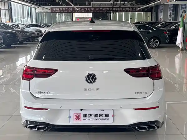 Volkswagen Golf 2023
