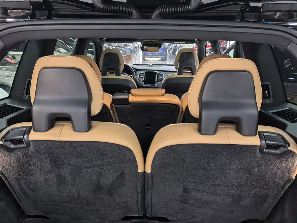 Volvo XC90 2015 — фото 14