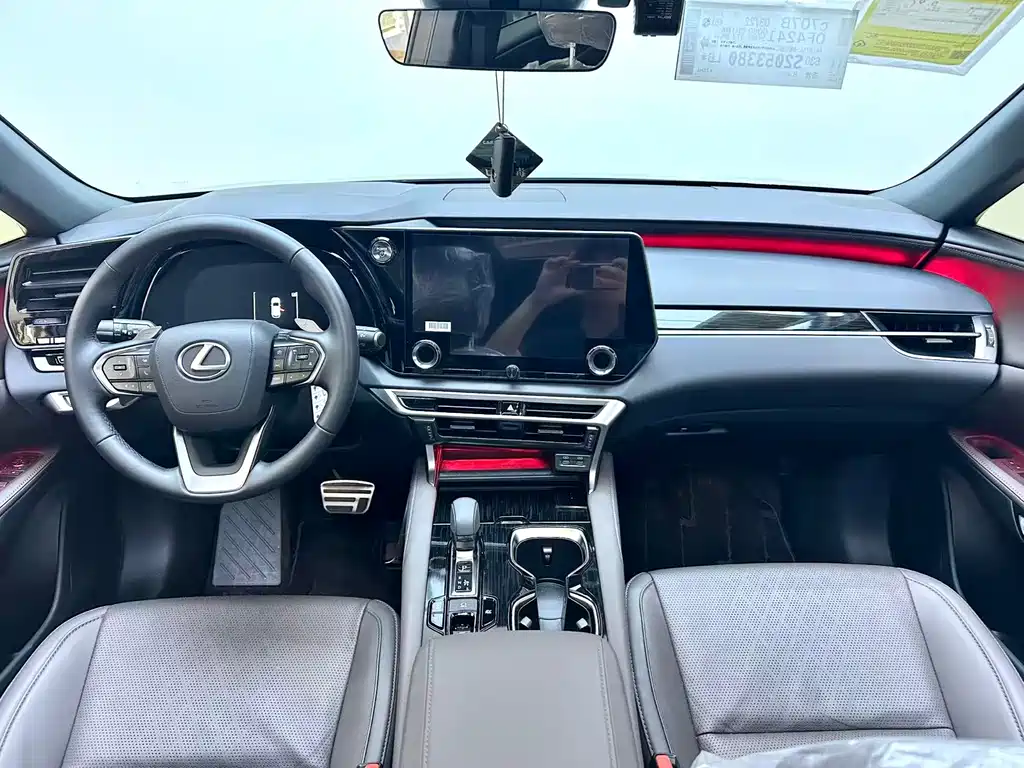 Lexus RX 2025 — фото 13