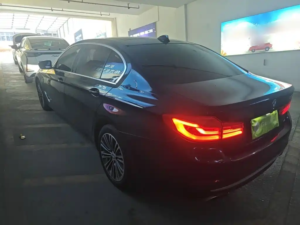 BMW 5 Series 2019