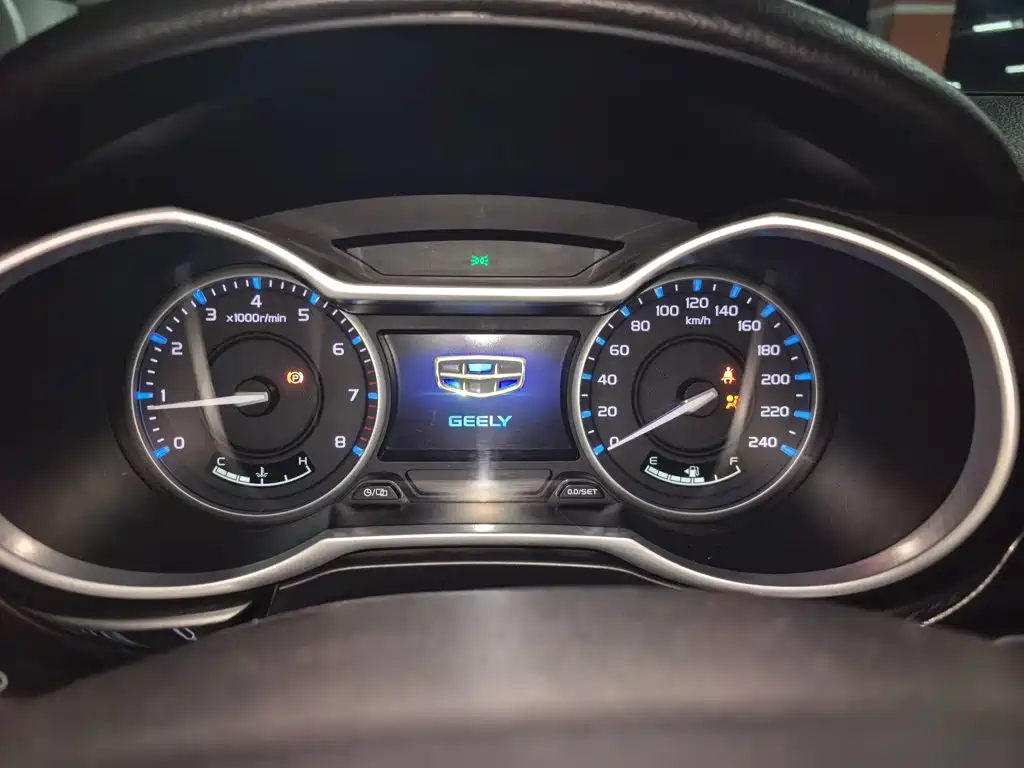 Geely Emgrand 2016