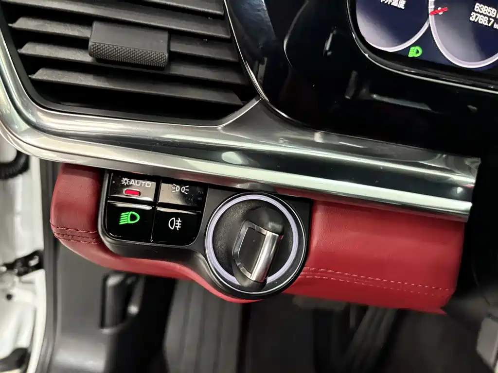 Porsche Panamera 2021 — фото 12