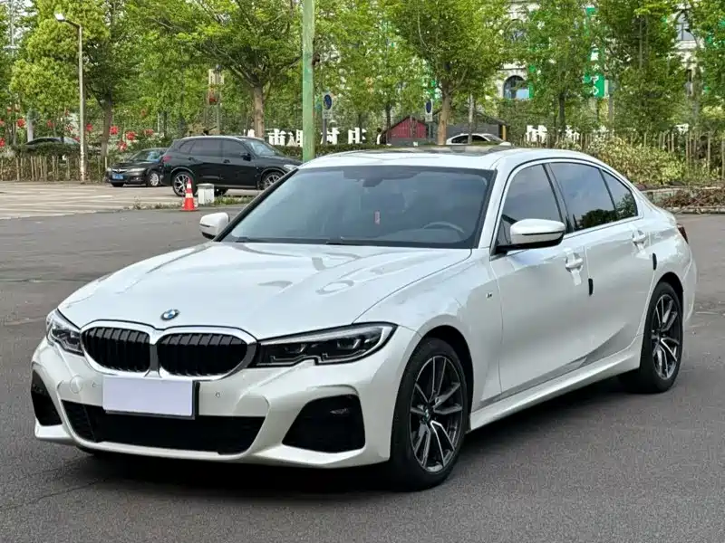 BMW 3 Series 2021