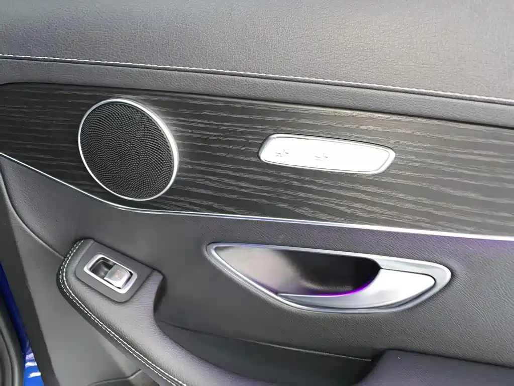 Mercedes-Benz C-Class 2021 — фото 12
