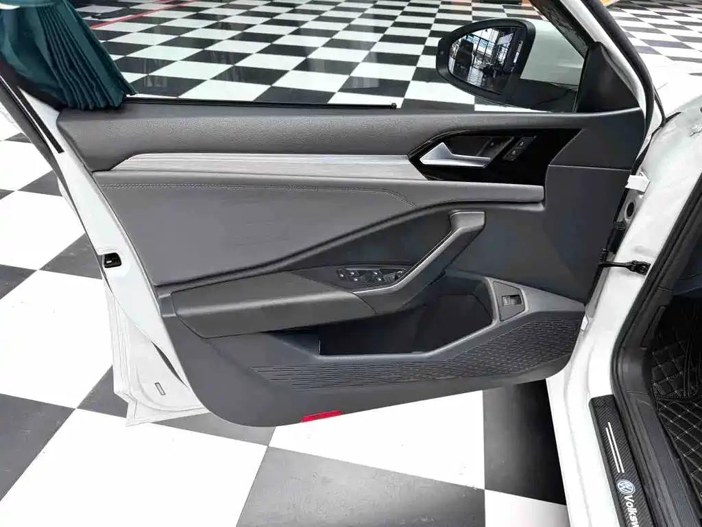 Volkswagen Sagitar 2022 — фото 15