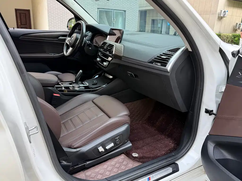 BMW X3 2021