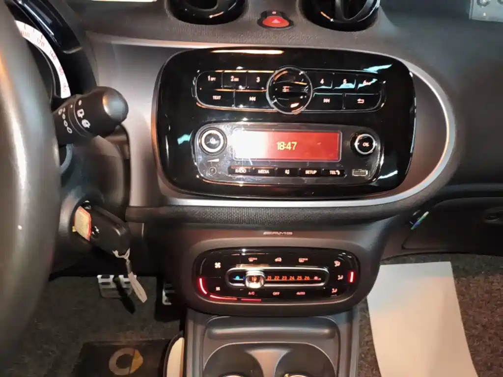 smart Forfour 2017 — фото 13