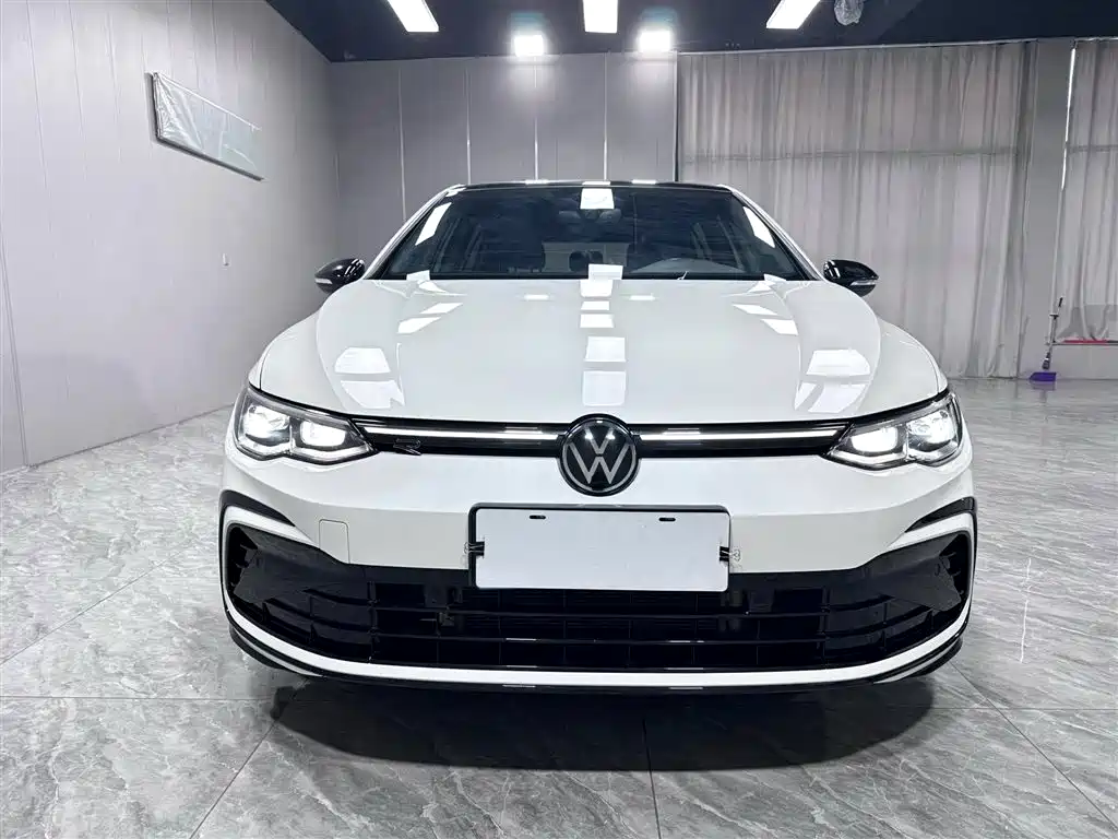 Volkswagen Golf 2022