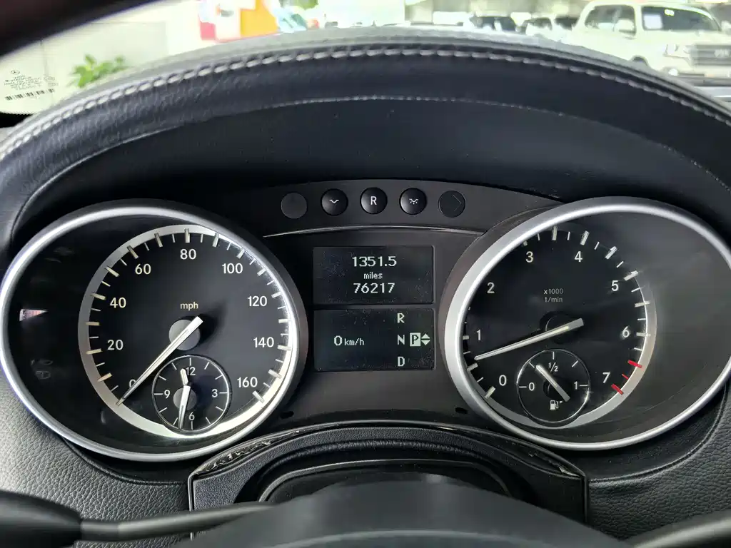 Mercedes-Benz GL-Class 2012 — фото 12
